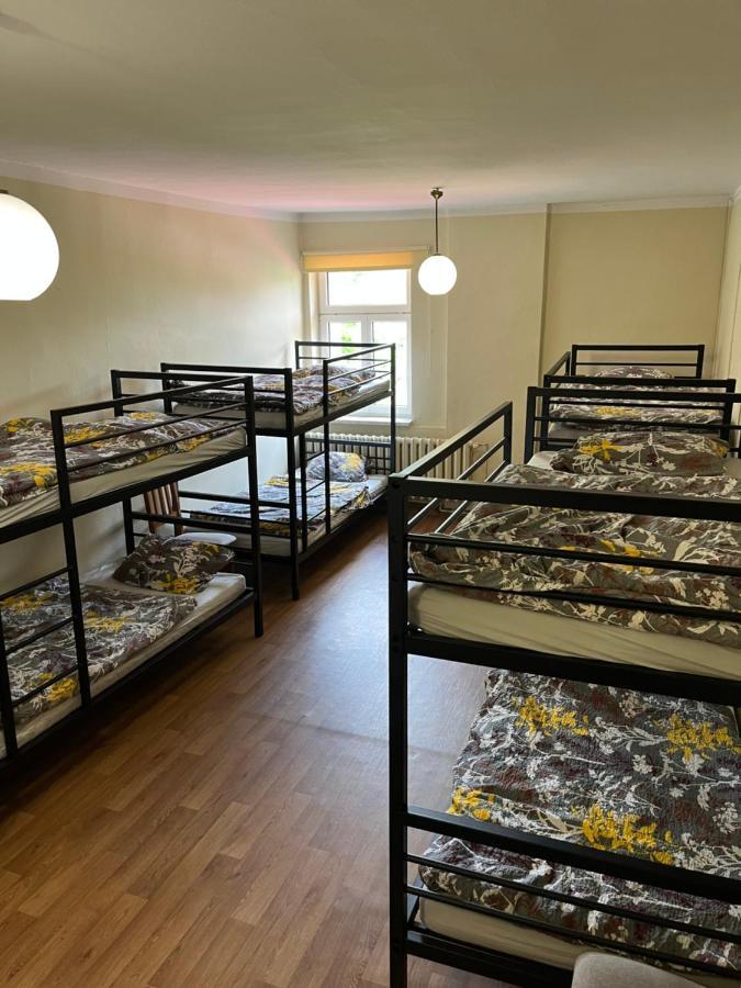 卡尔洛夫 Gosciniec Szczeliniec旅舍 外观 照片